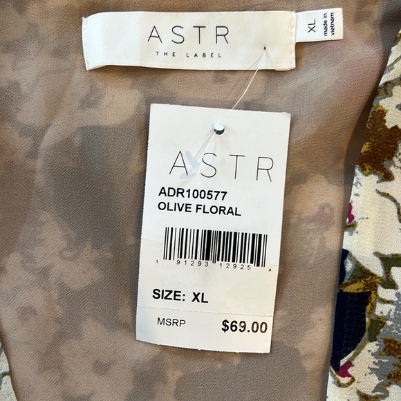 ASTR The Label Mini Floral Dress Size XL - Picture 9 of 11
